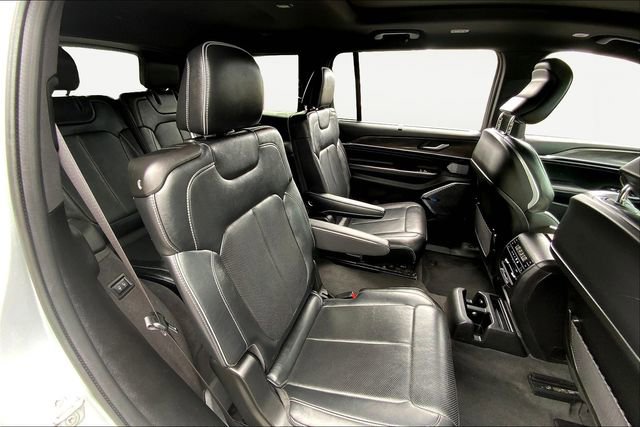 Used 2022 Jeep Grand Cherokee L Overland w/ Luxury Tech Group IV image 21