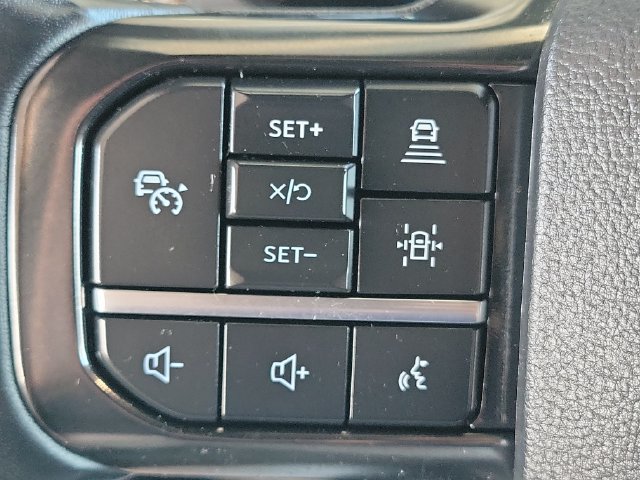 Used 2024 Ford Expedition Max Platinum AWD/4WD image 8