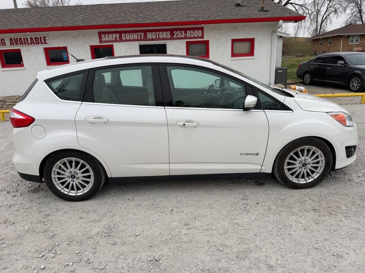 Used 2013 Ford C-MAX SEL image 2
