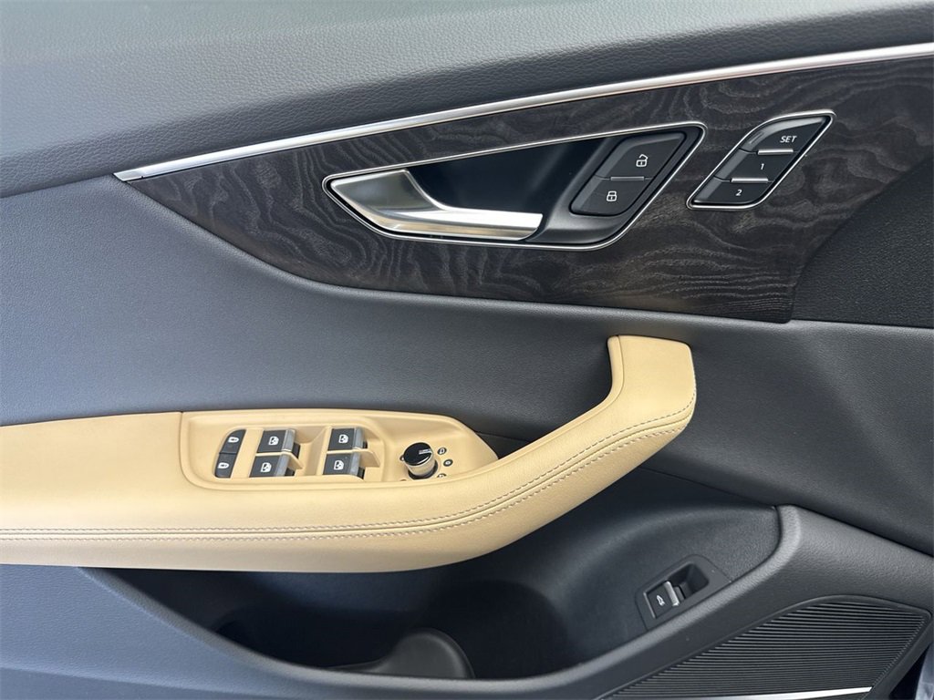 New 2025 Audi Q8 Premium Plus image 13
