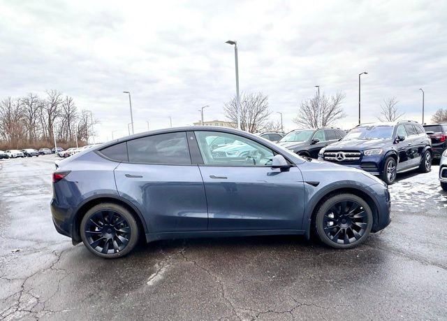 Used 2023 Tesla Model Y Long Range image 10