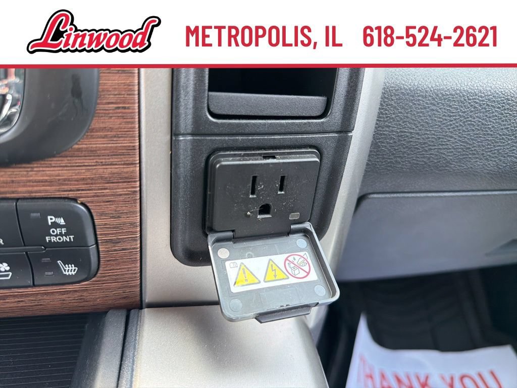 Used 2018 RAM 1500 Laramie w/ Convenience Group AWD/4WD image 25