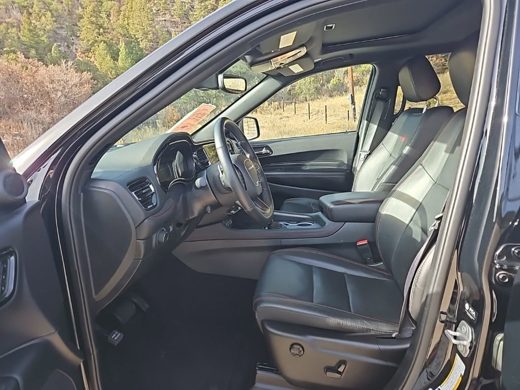 Used 2025 Dodge Durango GT image 19