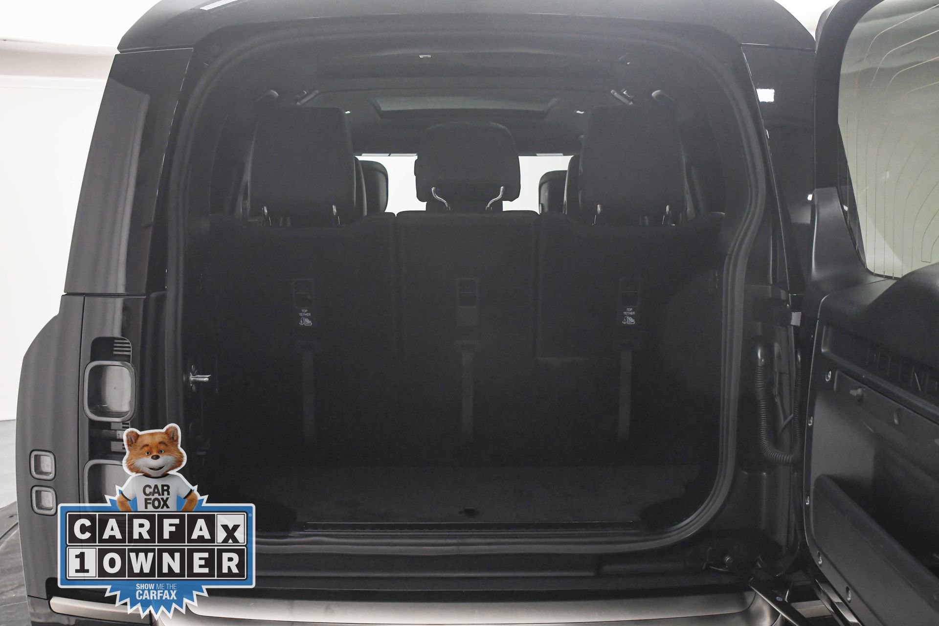 Used 2023 Land Rover Defender 130 X image 8