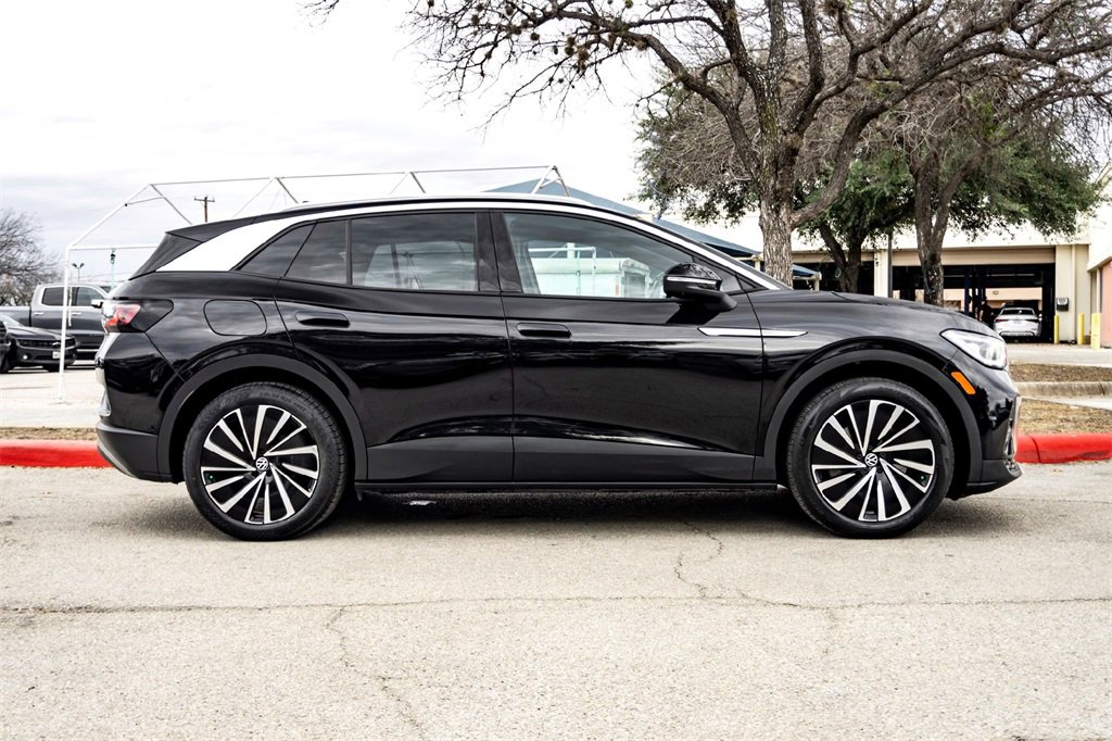 Used 2023 Volkswagen ID.4 Pro S Plus image 4