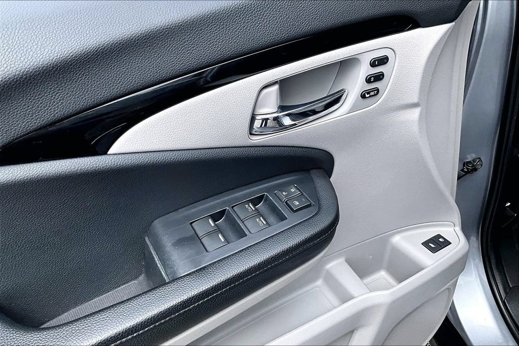 Used 2020 Honda Pilot Elite image 50
