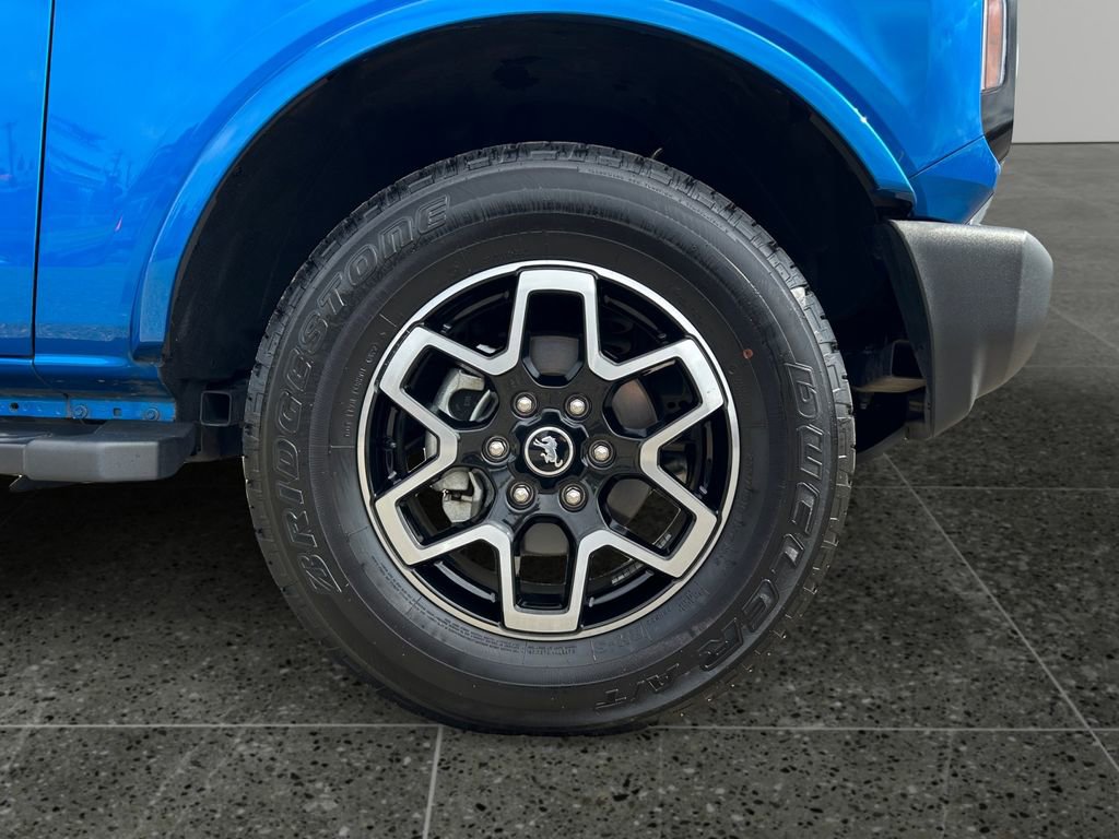 Used 2023 Ford Bronco Outer Banks image 10