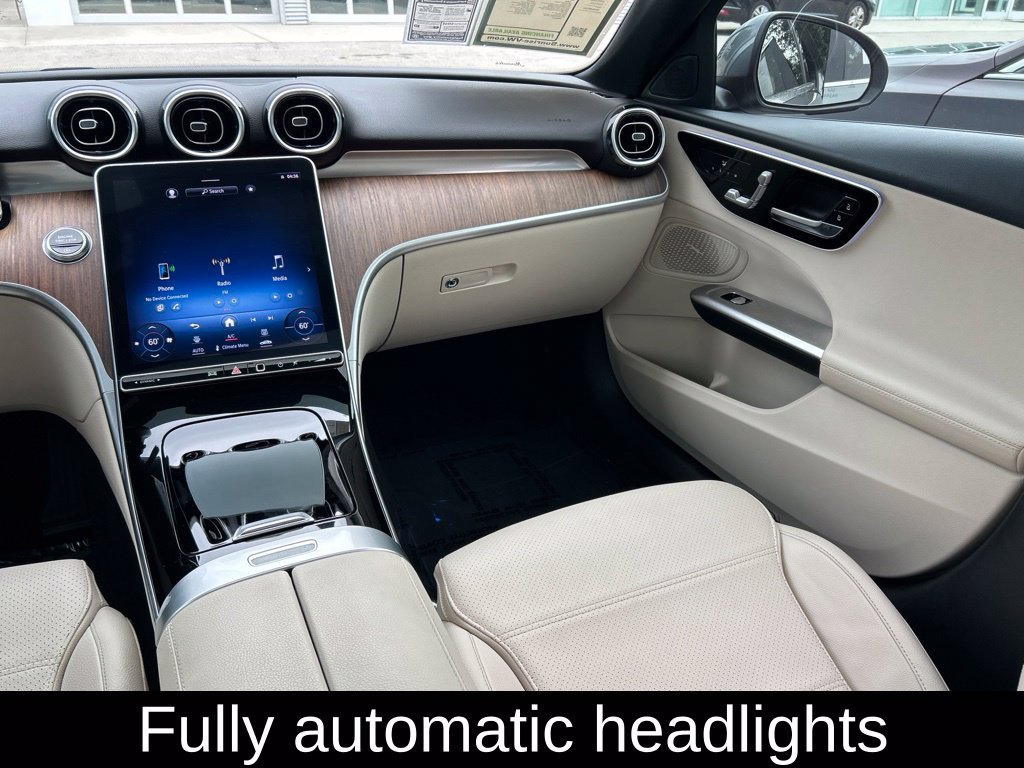 Used 2022 Mercedes-Benz C 300 Sedan image 11