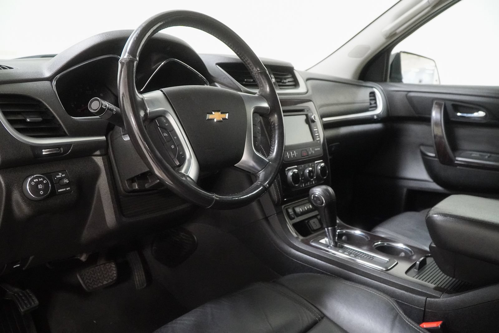 Used 2016 Chevrolet Traverse LTZ w/ LPO, 'HIT The Road' Package AWD/4WD image 22
