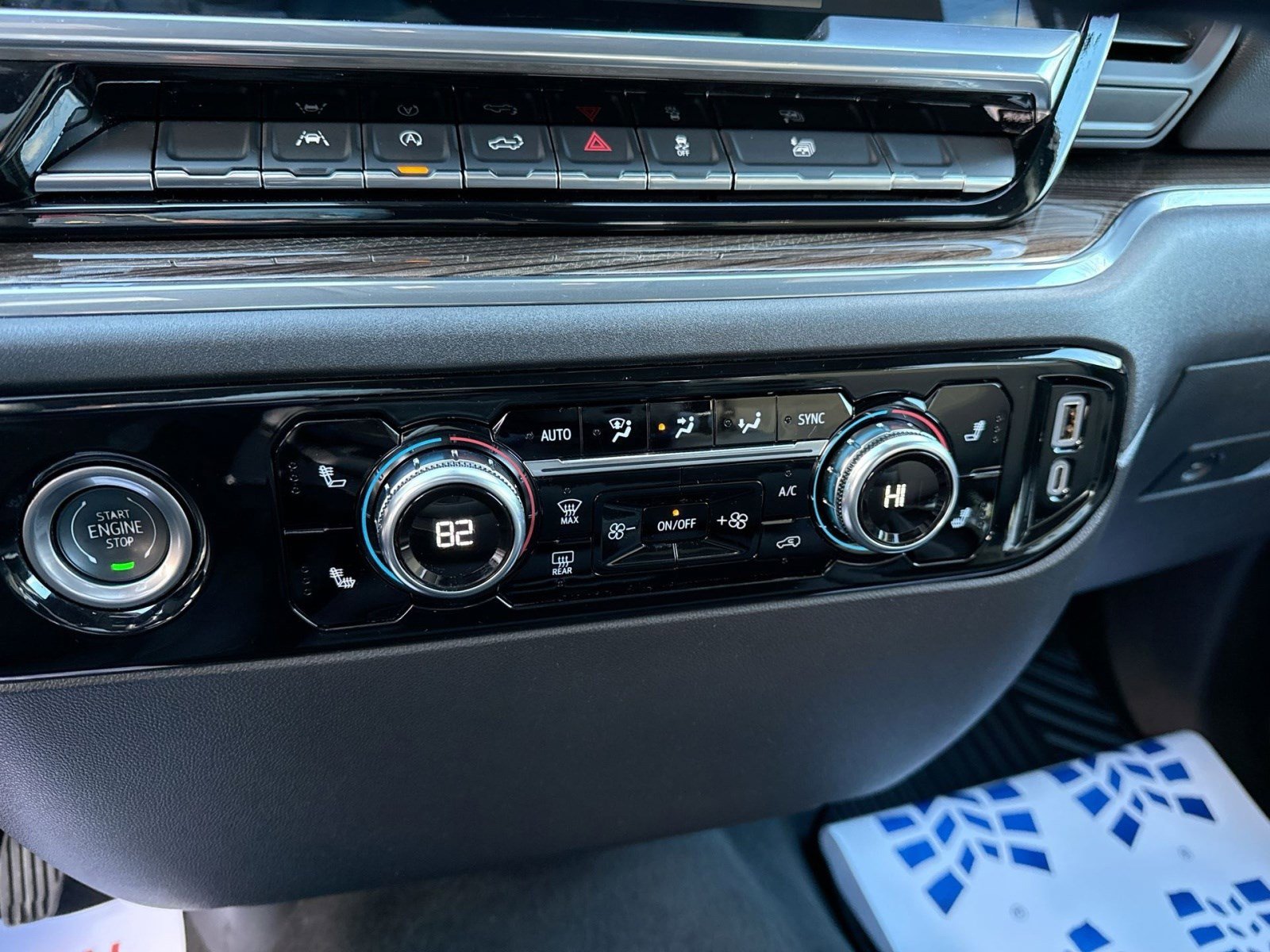 Used 2024 GMC Sierra 1500 Elevation image 20