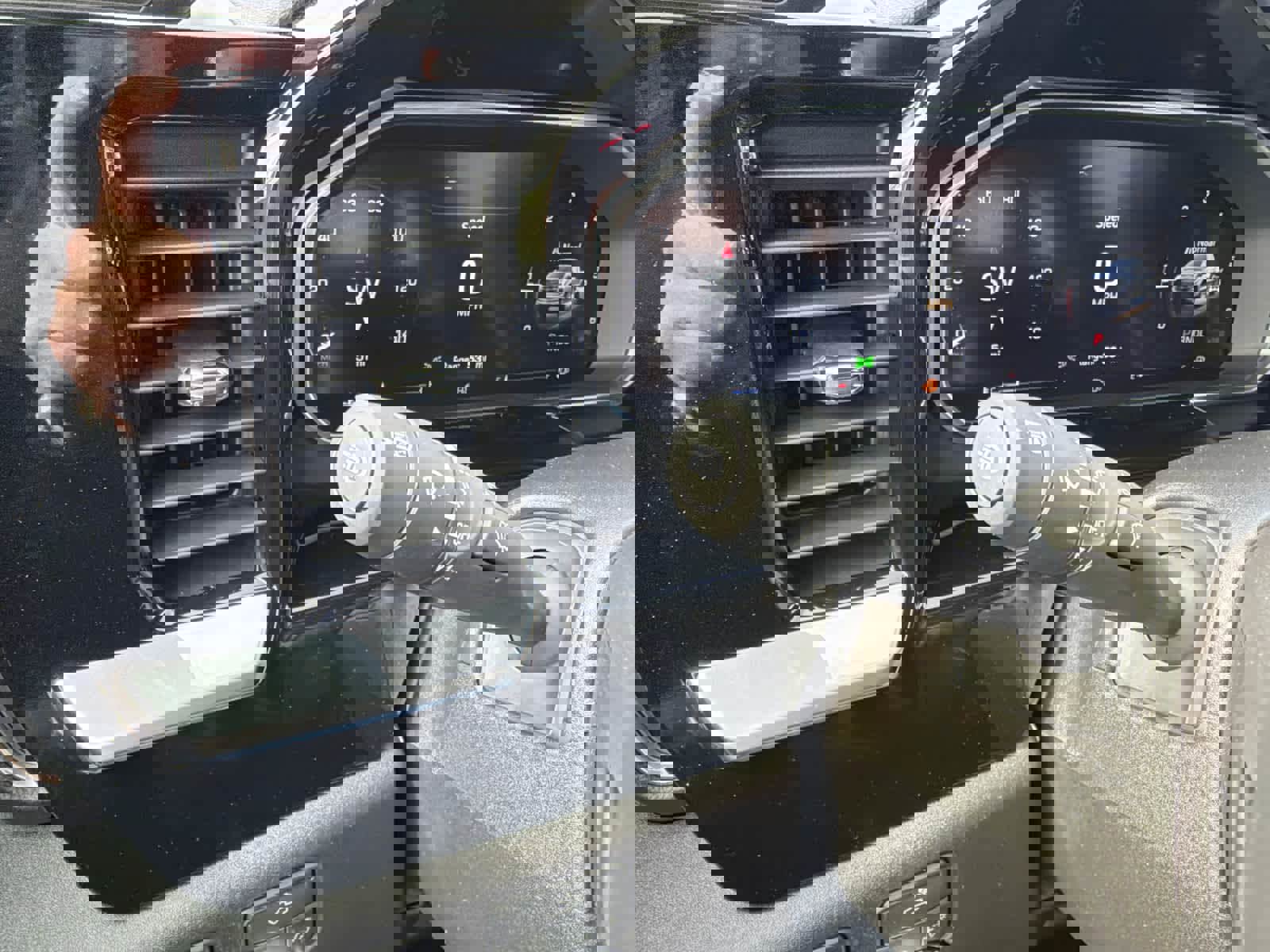 New 2026 GMC Sierra 1500 SLE w/ Preferred Package image 25