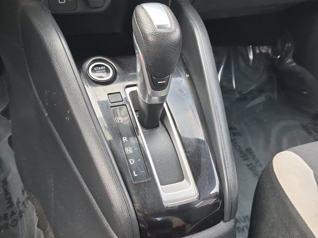 Used 2021 Nissan Versa SV FWD image 22