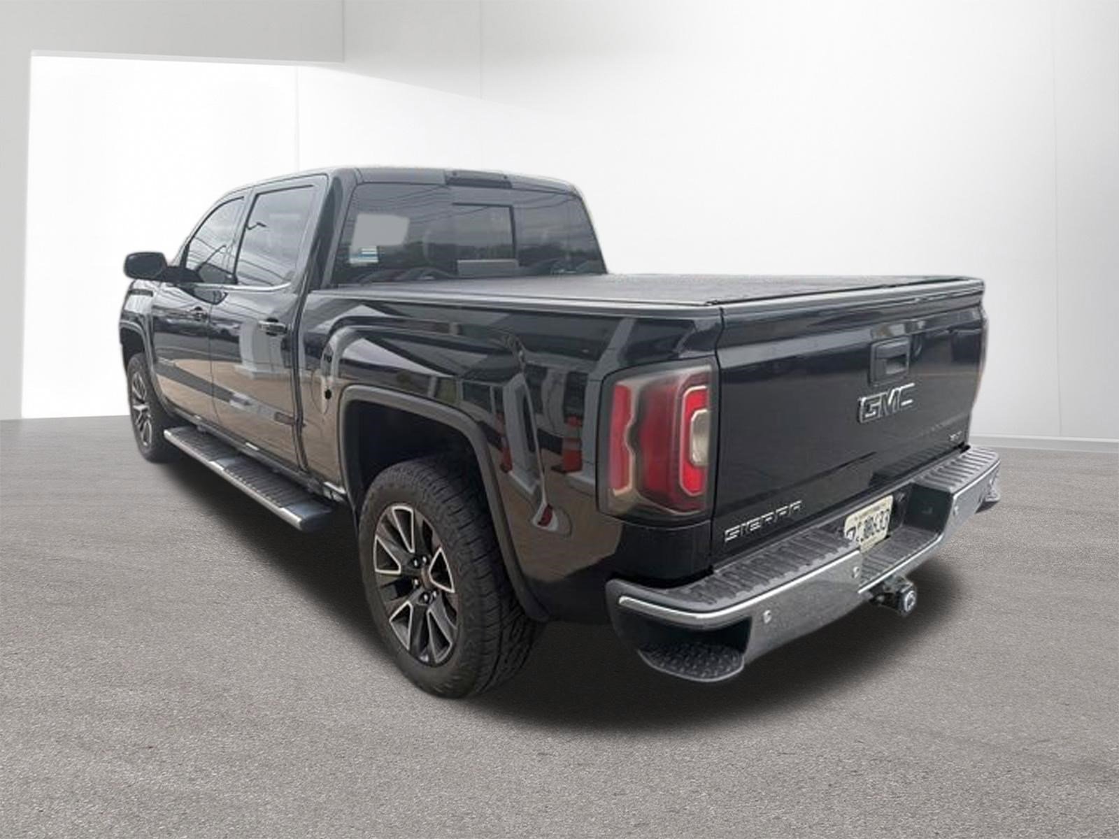 Used 2018 GMC Sierra 1500 SLT AWD/4WD image 6