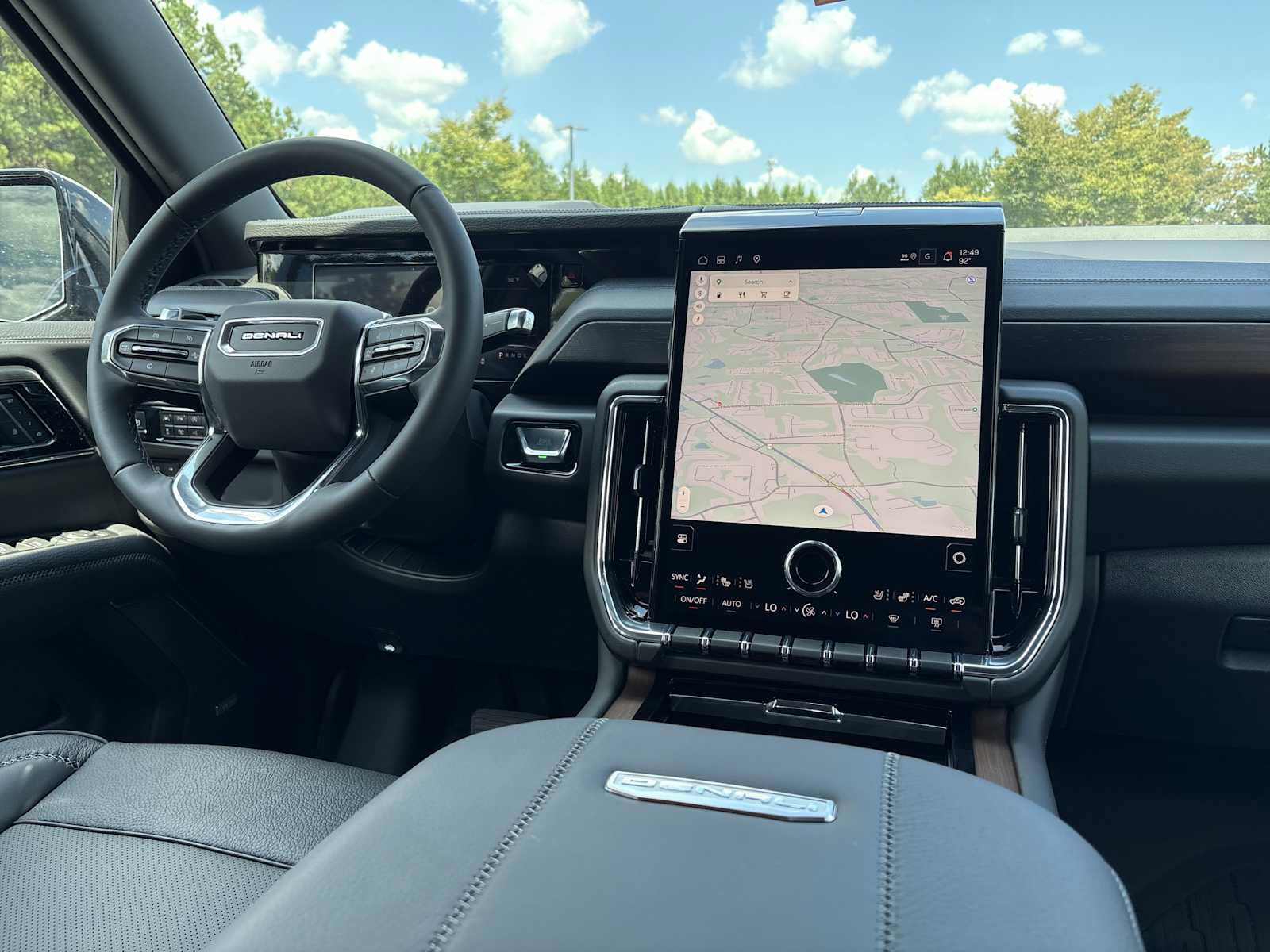 New 2026 GMC Yukon Denali w/ Sun & Power Step Package AWD/4WD image 3