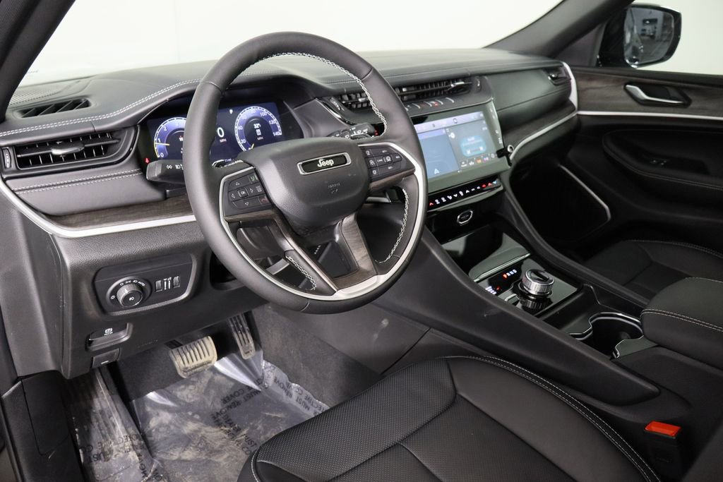 New 2026 Jeep Grand Cherokee Limited image 29