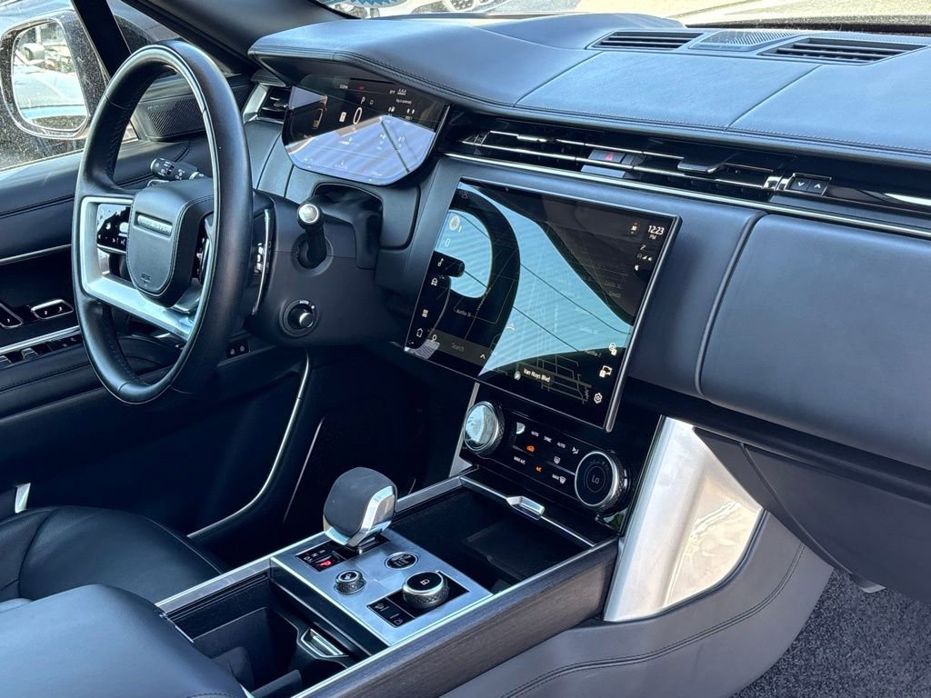 Used 2023 Land Rover Range Rover First Edition image 29