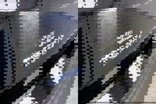 Certified 2022 GMC Terrain SLE w/ Driver Convenience Package image 9