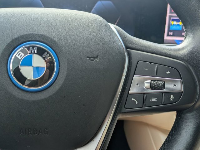 Used 2024 BMW i4 eDrive40 w/ Premium Package RWD image 23