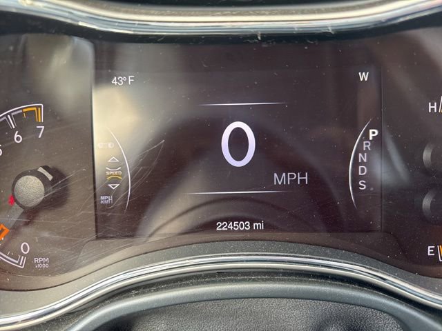 Used 2015 Jeep Grand Cherokee Limited AWD/4WD image 14