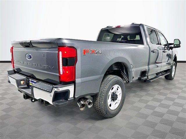 New 2026 Ford F350 XLT image 4