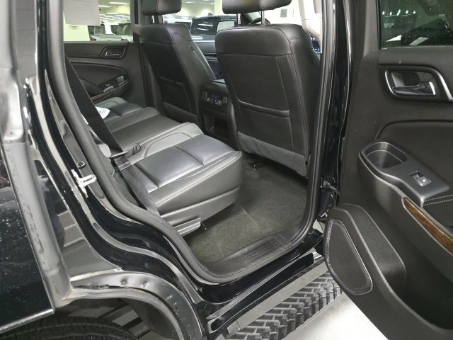 Used 2018 Chevrolet Tahoe LT w/ Luxury Package image 10