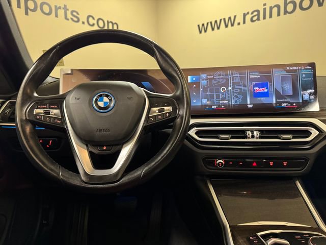 Used 2023 BMW i4 eDrive35 w/ Premium Package RWD image 9