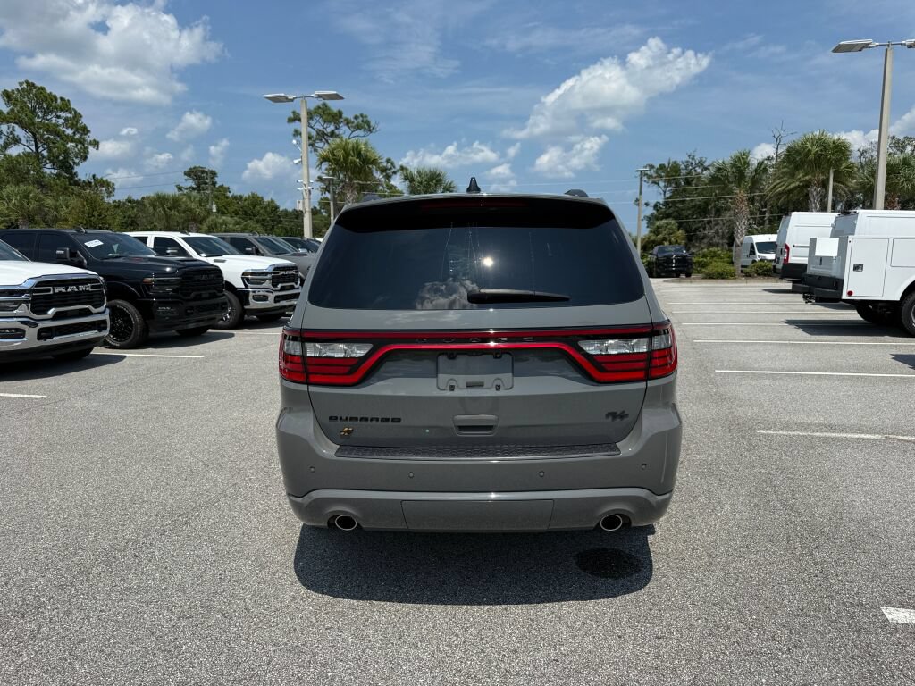 Used 2023 Dodge Durango R/T w/ Hemi Orange Plus Package AWD/4WD image 4