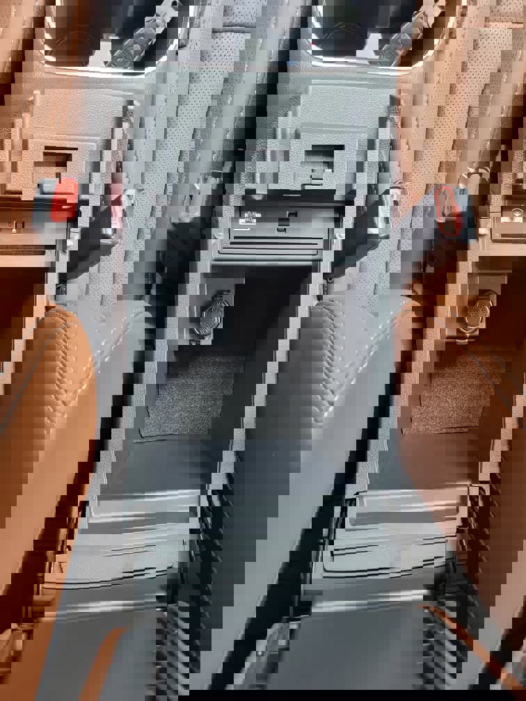 Used 2021 Subaru Outback Touring XT image 22