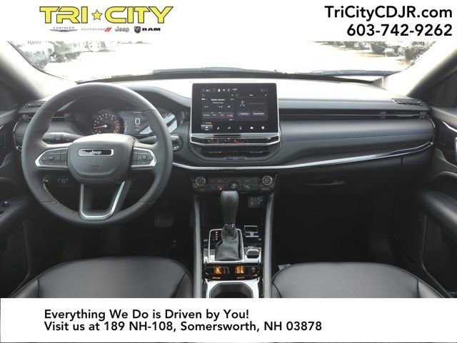 New 2026 Jeep Compass Latitude image 12