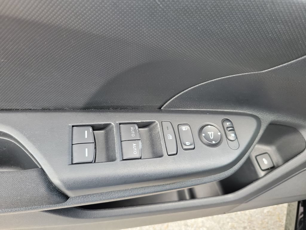 Used 2019 Honda Civic LX image 18