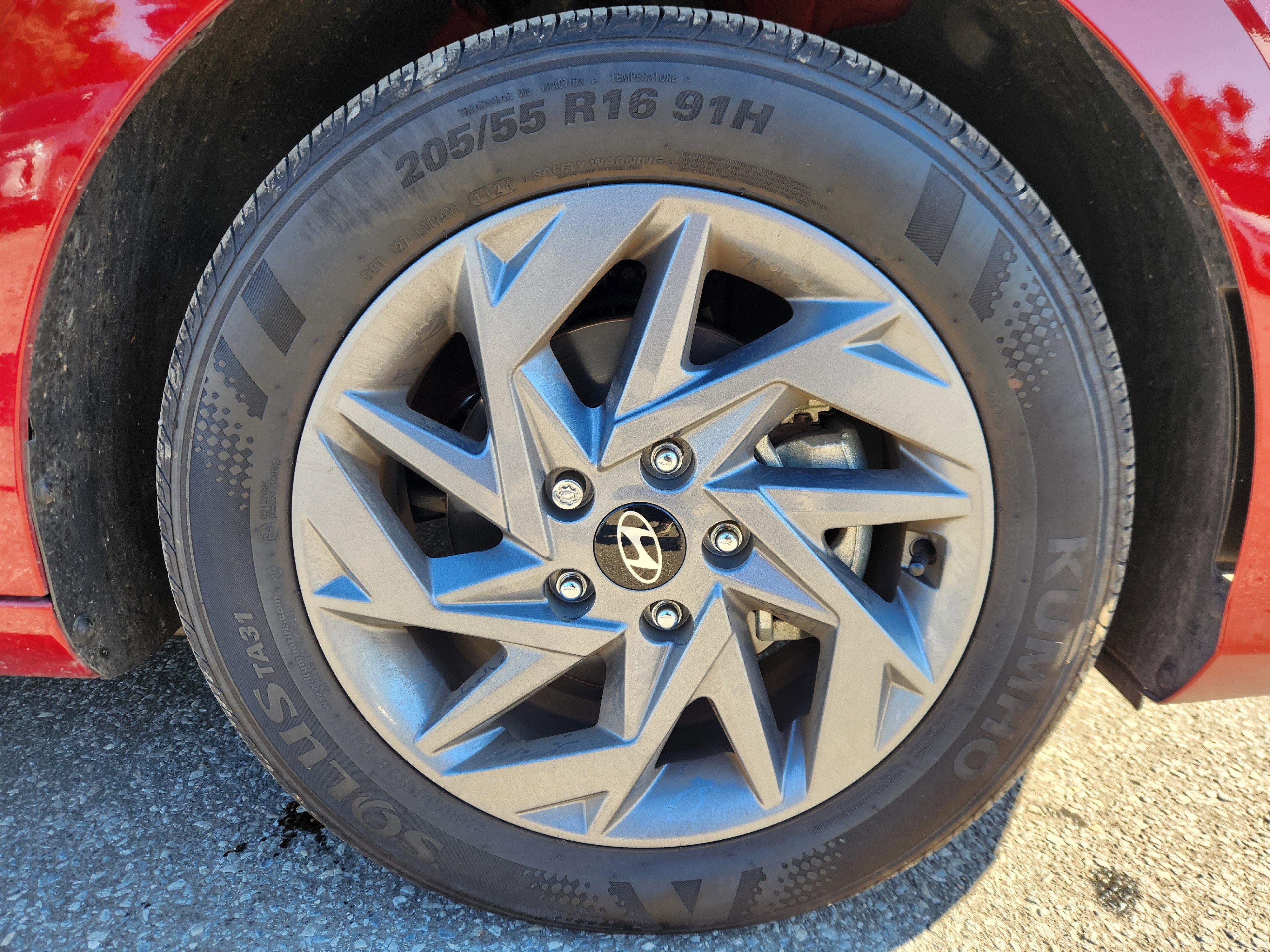 Certified 2024 Hyundai Elantra SEL image 20