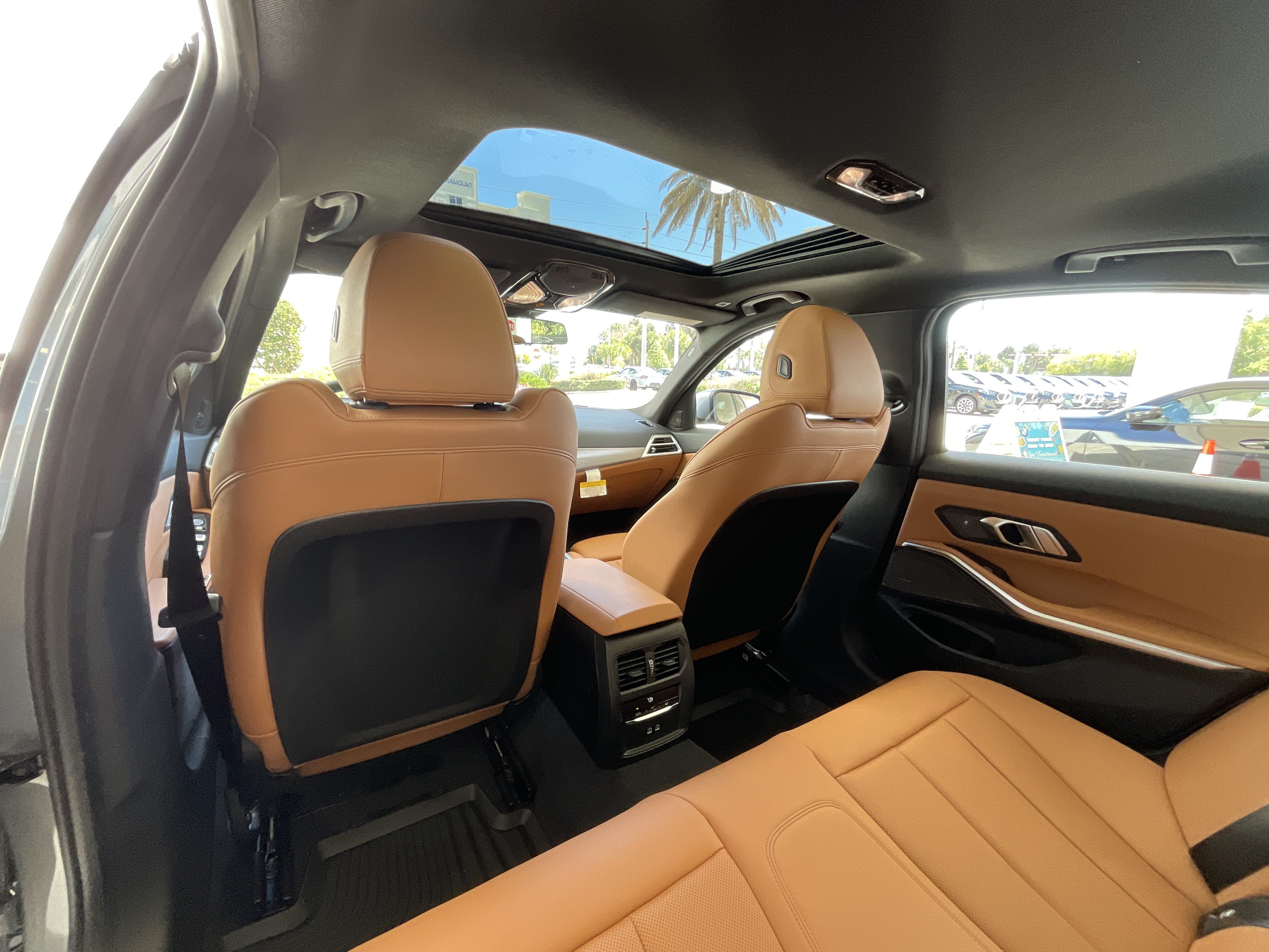 Used 2026 BMW 330i Sedan w/ Premium Package RWD image 23