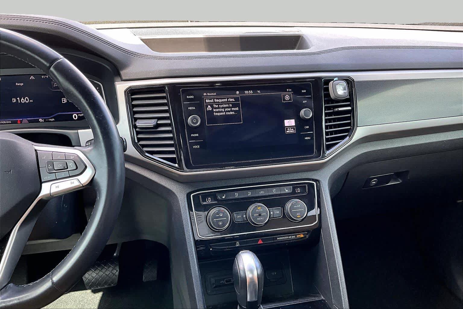 Used 2020 Volkswagen Atlas Cross Sport SEL Premium w/ Cross Sport MDO Package AWD/4WD image 6