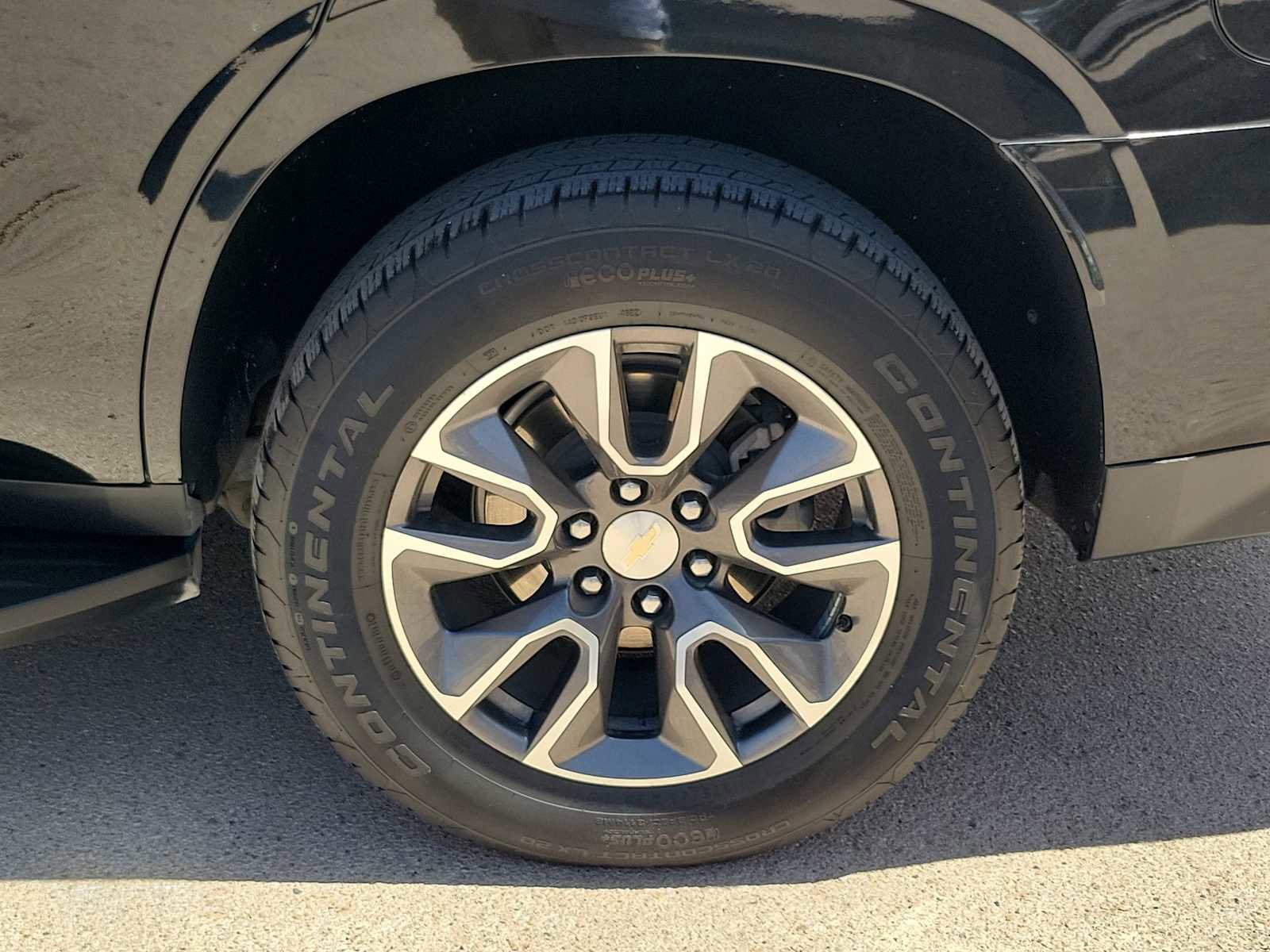 Used 2023 Chevrolet Tahoe LT w/ Luxury Package RWD image 12