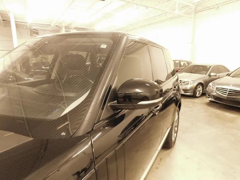 Used 2017 Land Rover Range Rover image 15