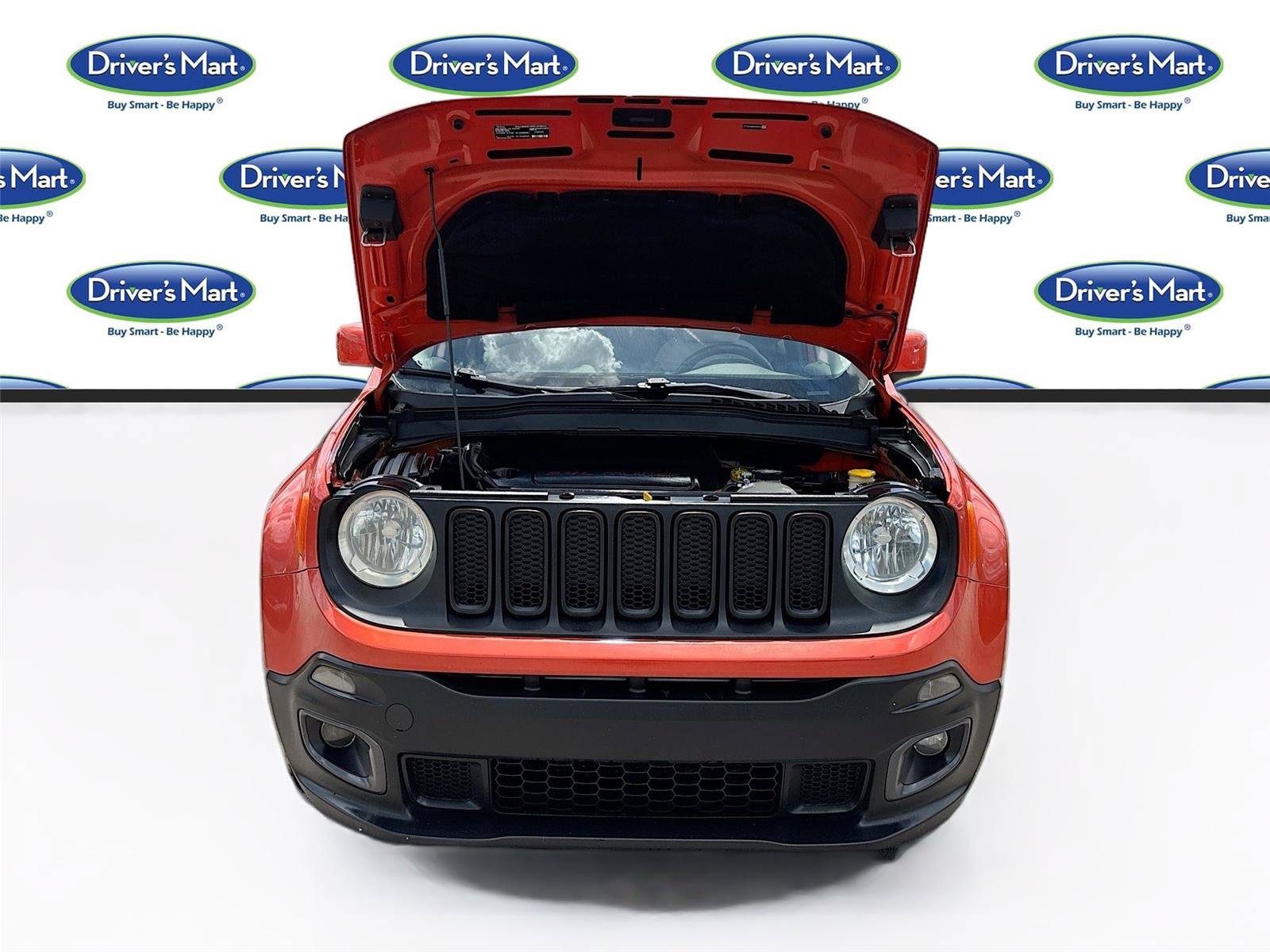 Used 2015 Jeep Renegade Latitude FWD image 30