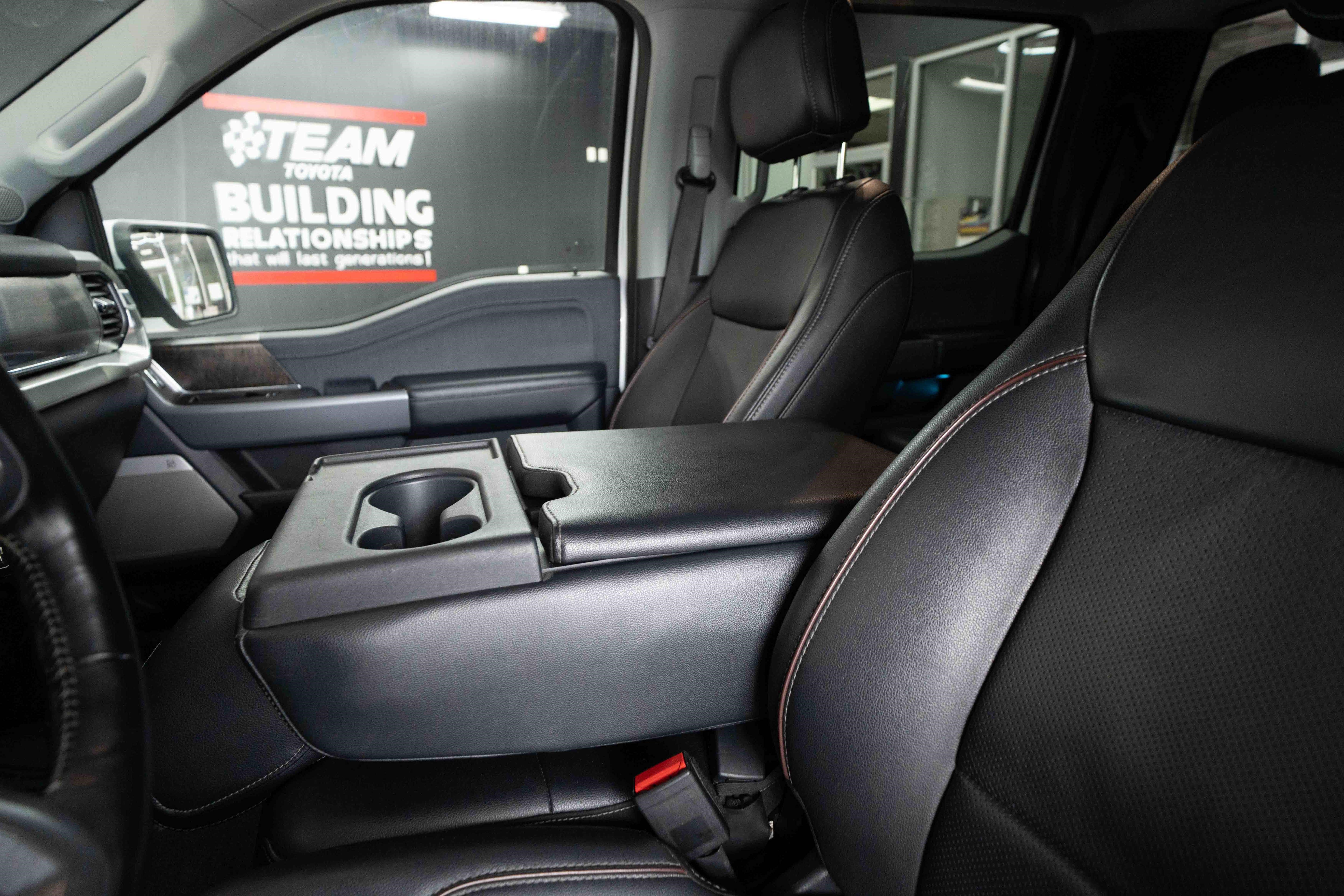 Used 2022 Ford F150 Lariat w/ Equipment Group 501A Mid AWD/4WD image 10