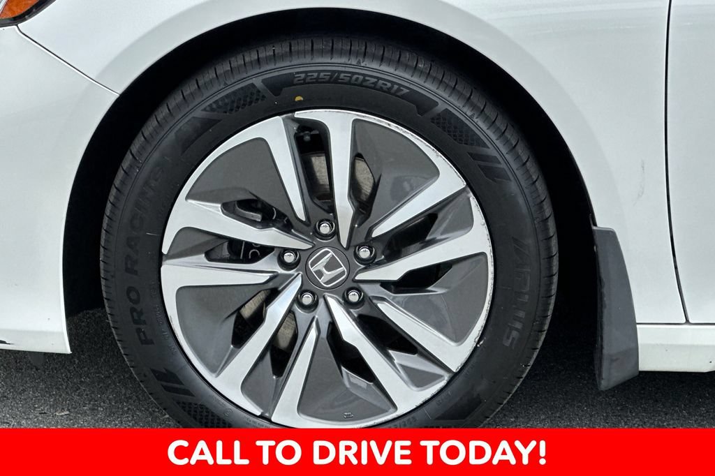 Used 2018 Honda Accord Touring image 24