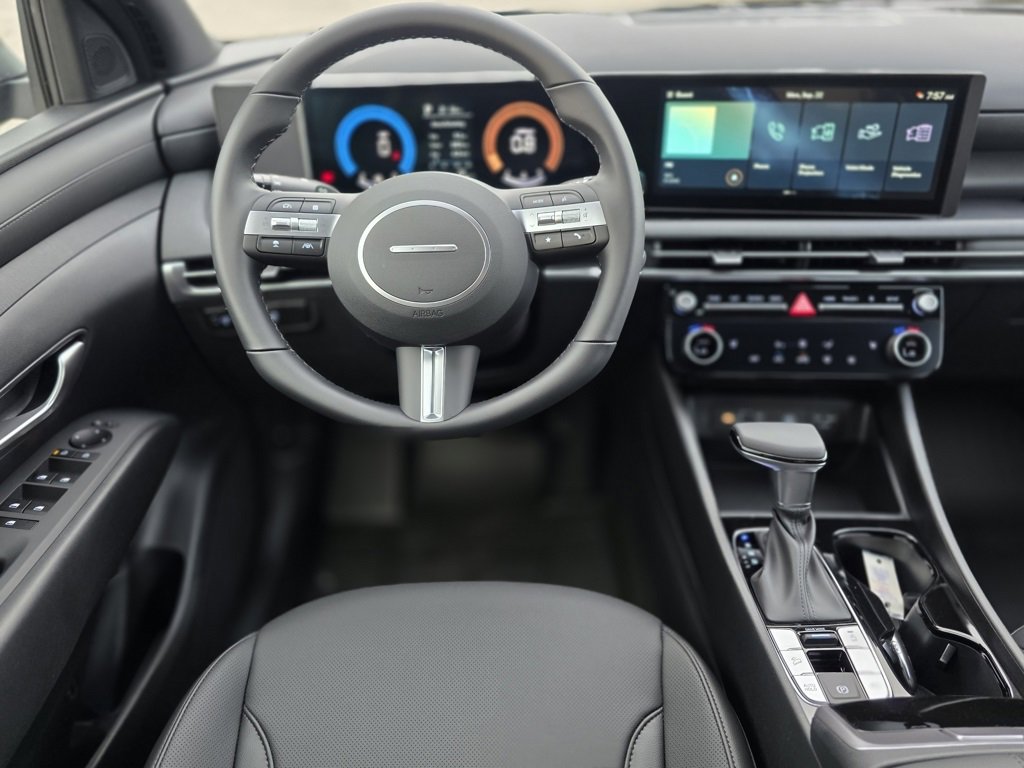 New 2026 Hyundai Tucson XRT image 17