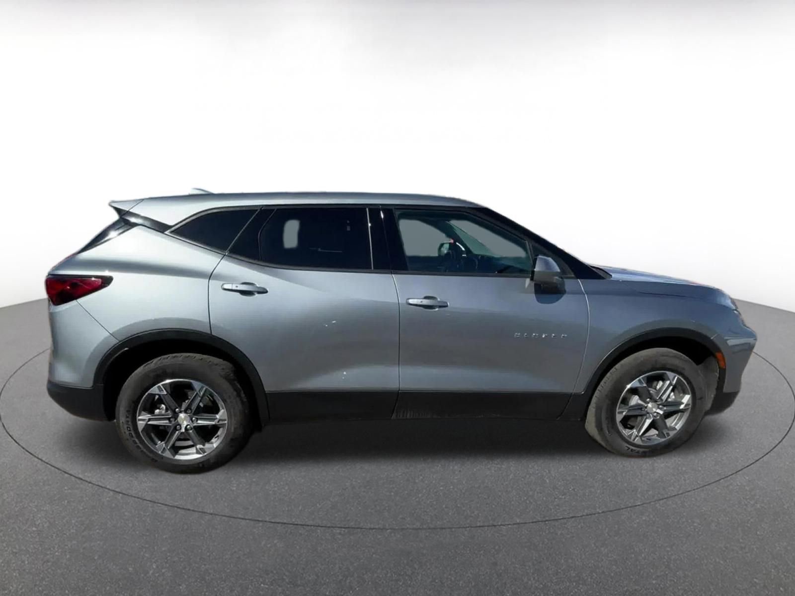 Used 2025 Chevrolet Blazer LT image 16