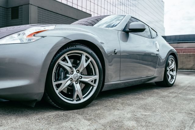 Used 2009 Nissan 370Z Touring RWD image 24