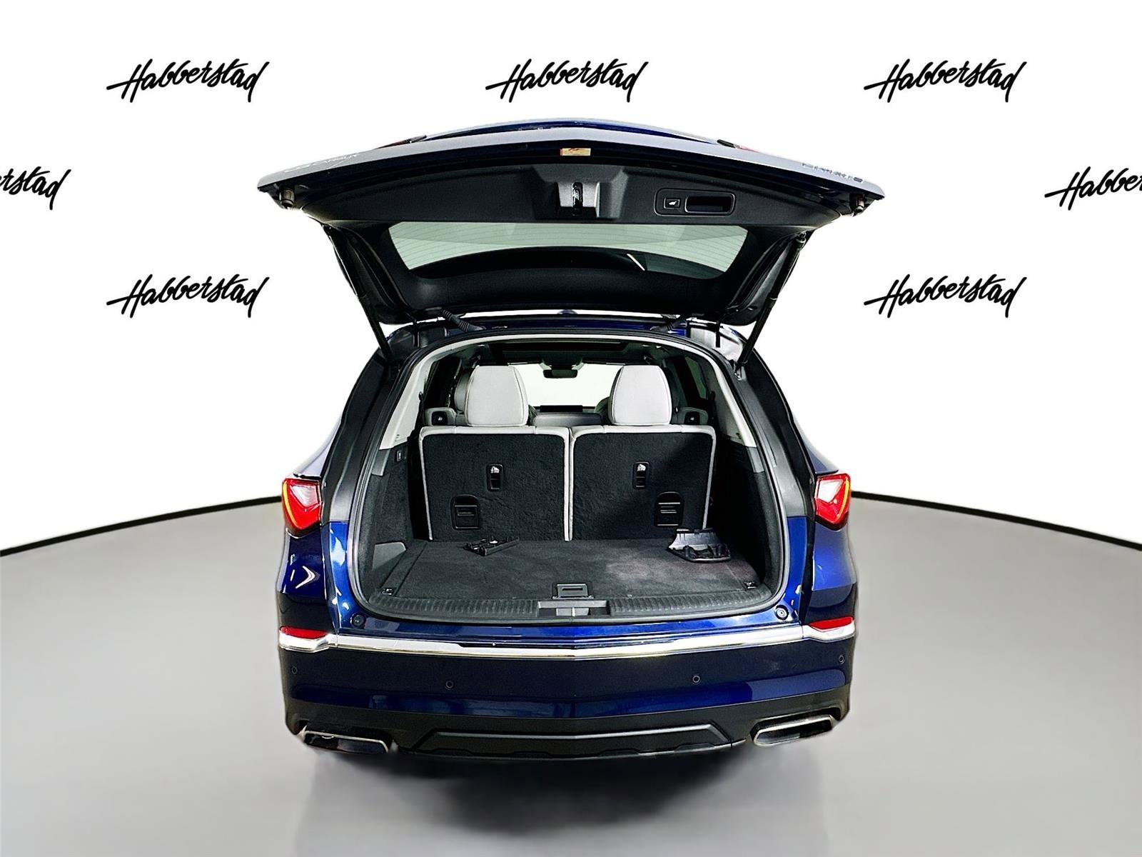 Used 2023 Acura MDX SH-AWD w/ Technology Package image 28