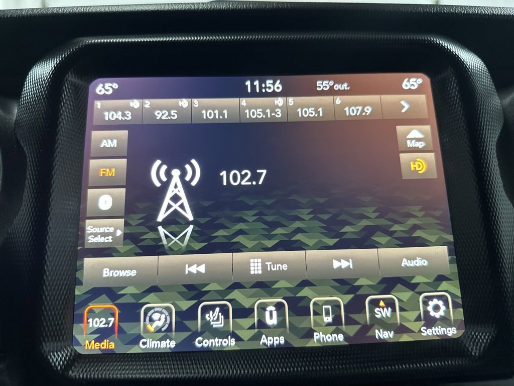 Used 2022 Jeep Gladiator Mojave w/ Cold Weather Group image 30