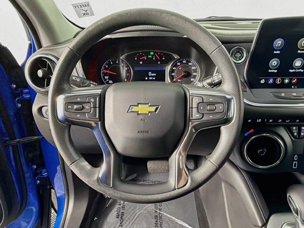 Used 2025 Chevrolet Blazer LT AWD/4WD image 11