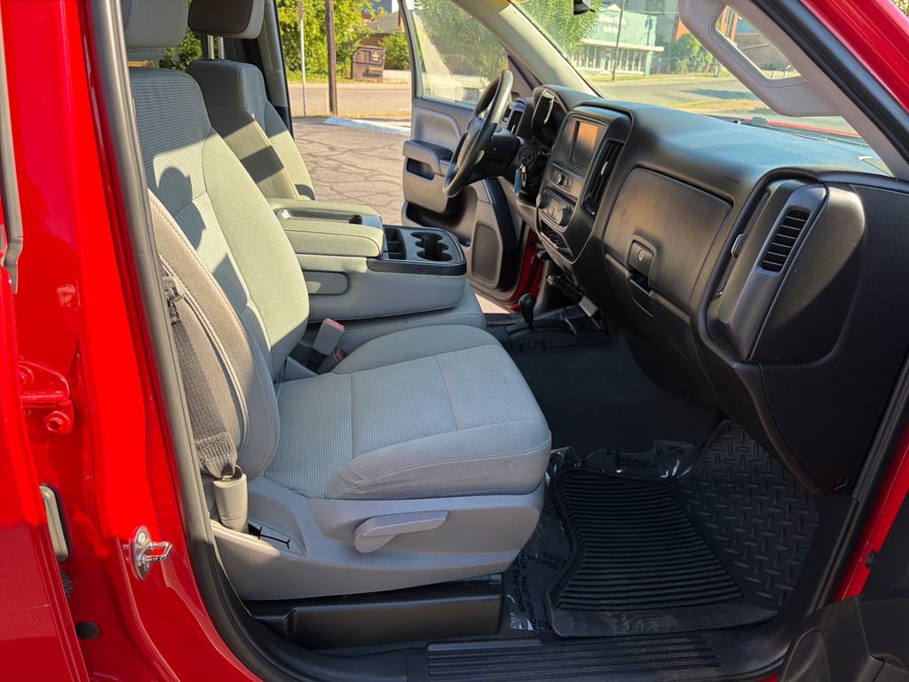 Used 2019 Chevrolet Silverado 1500 Custom w/ Custom Convenience Package AWD/4WD image 41