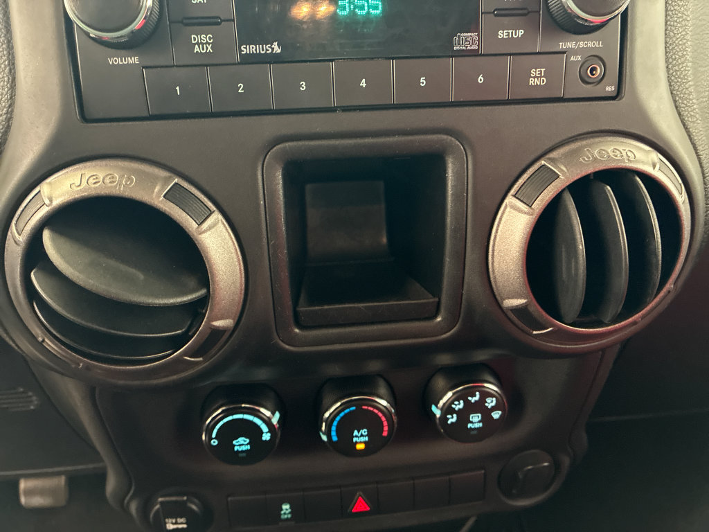 Used 2014 Jeep Wrangler Sport AWD/4WD image 15