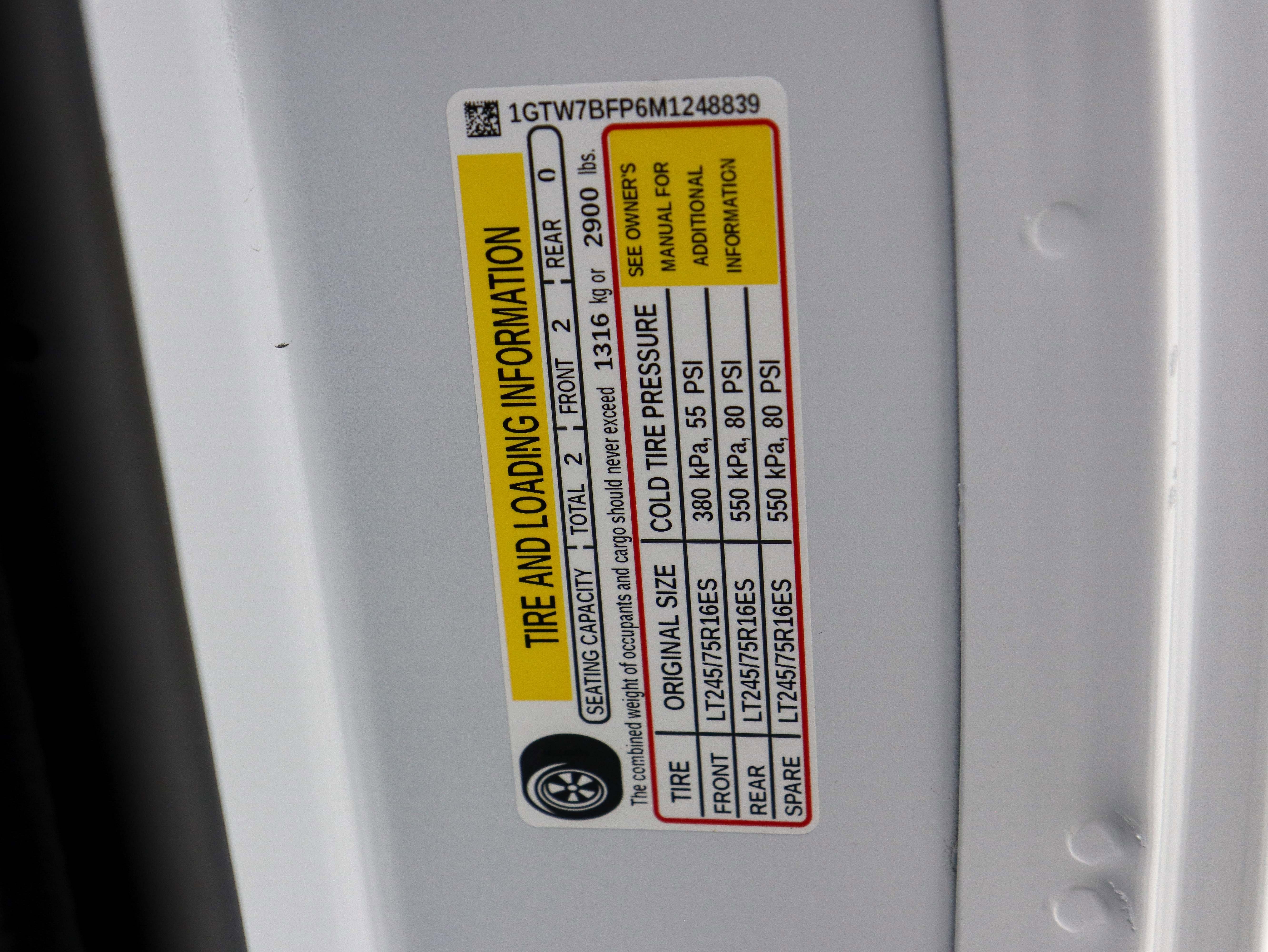 Used 2021 GMC Savana 2500 Extended w/ Driver Convenience Package image 32