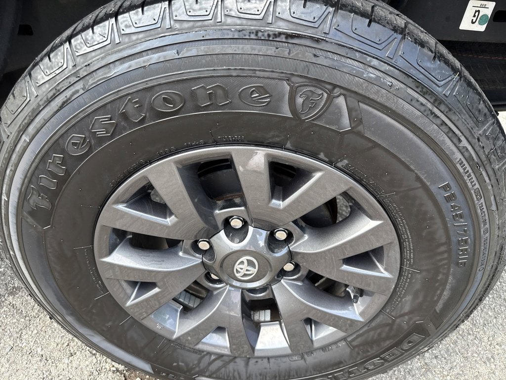 Certified 2023 Toyota Tacoma SR5 image 10