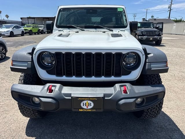 Used 2024 Jeep Wrangler Unlimited Rubicon AWD/4WD image 2