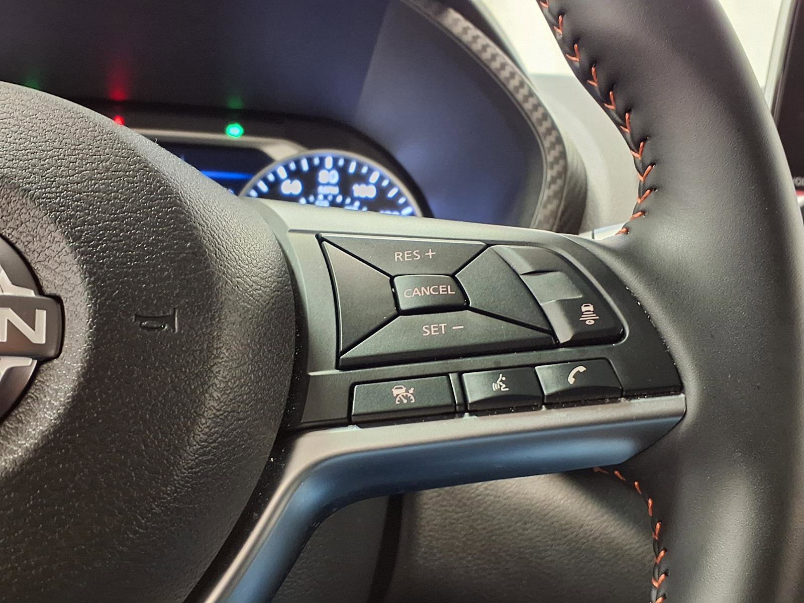 Used 2025 Nissan Sentra SR w/ Midnight Edition FWD image 19
